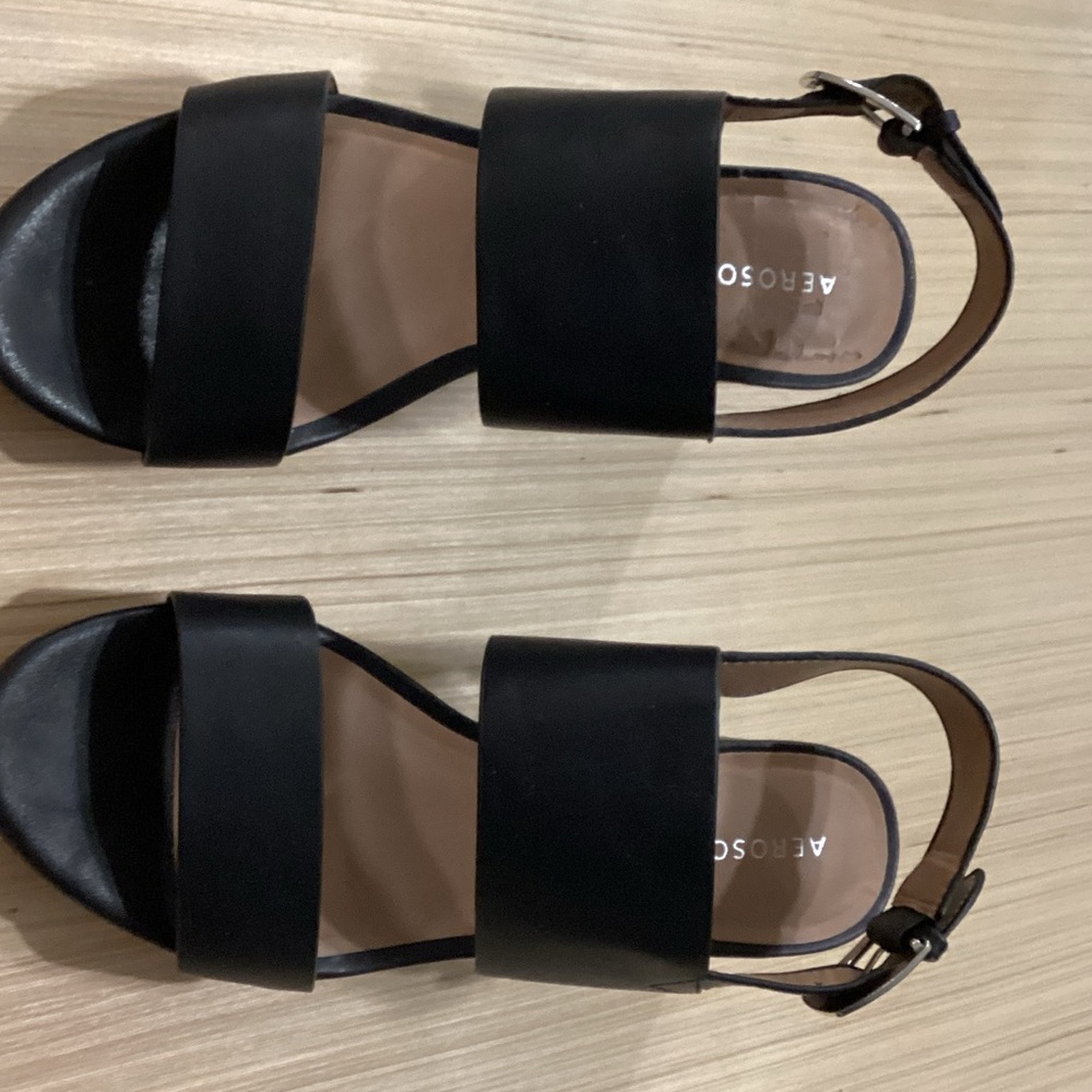 AEROSOLES Black Strap Sandals for Women